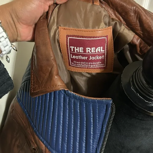 Women's Custom Distressed Leather Jacket - Picture 4 of 4